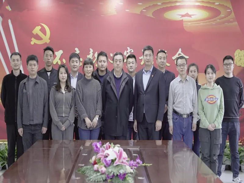 銀盾安保集團(tuán)聯(lián)合中國醫(yī)學(xué)救援協(xié)會(huì)組織開展常見意外傷害現(xiàn)場(chǎng)培訓(xùn)