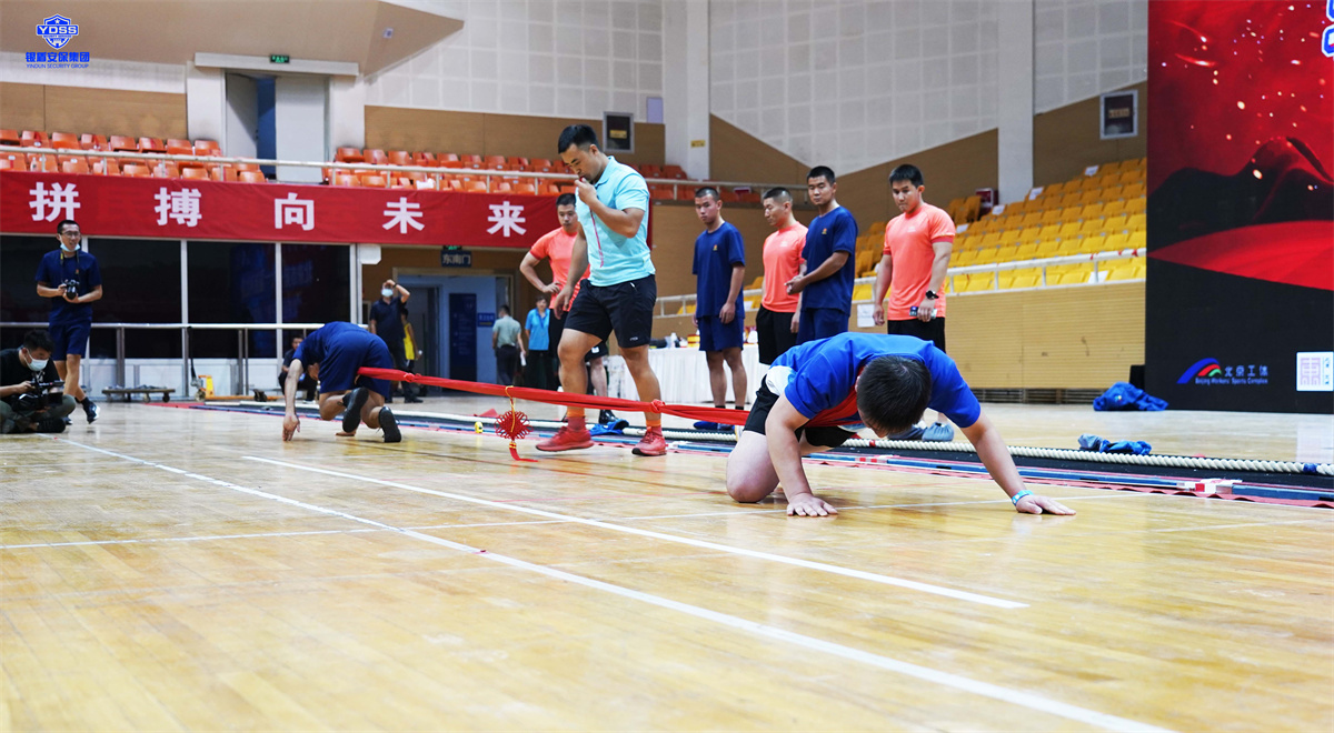 銀盾隊員參加北京市第十一屆拔河比賽總決賽 北京銀盾保安服務公司拔河比賽