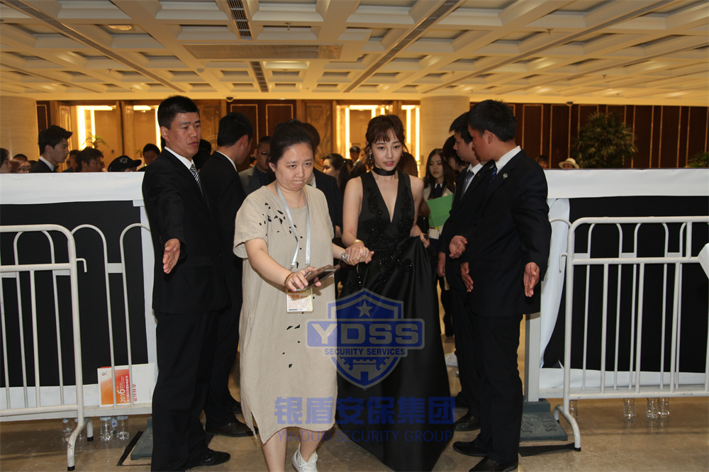 銀盾安保集團(tuán)護(hù)衛(wèi) 銀盾安保集團(tuán)為電影節(jié)提供安保服務(wù)