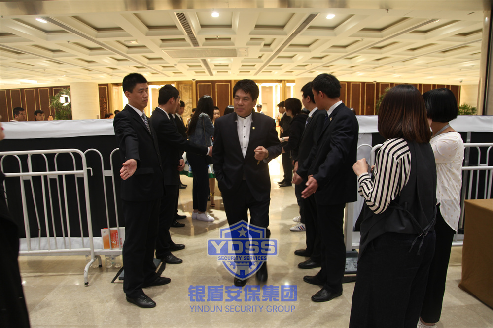銀盾護(hù)衛(wèi) 北京銀盾安保服務(wù)公司為電影節(jié)活動(dòng)提供安保護(hù)衛(wèi)服務(wù)