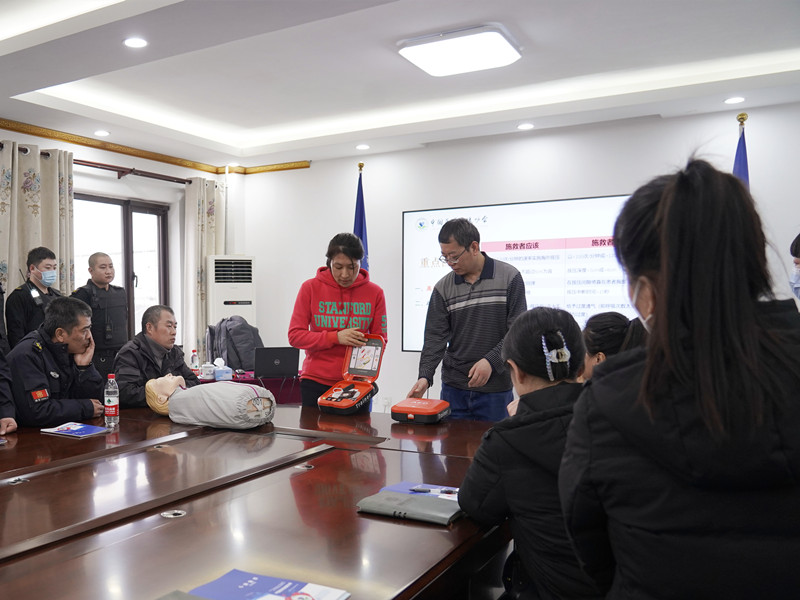 【守護(hù)生命 有備無(wú)患】北京銀盾保安公司工會(huì)組織開(kāi)展醫(yī)學(xué)應(yīng)急救援培訓(xùn)