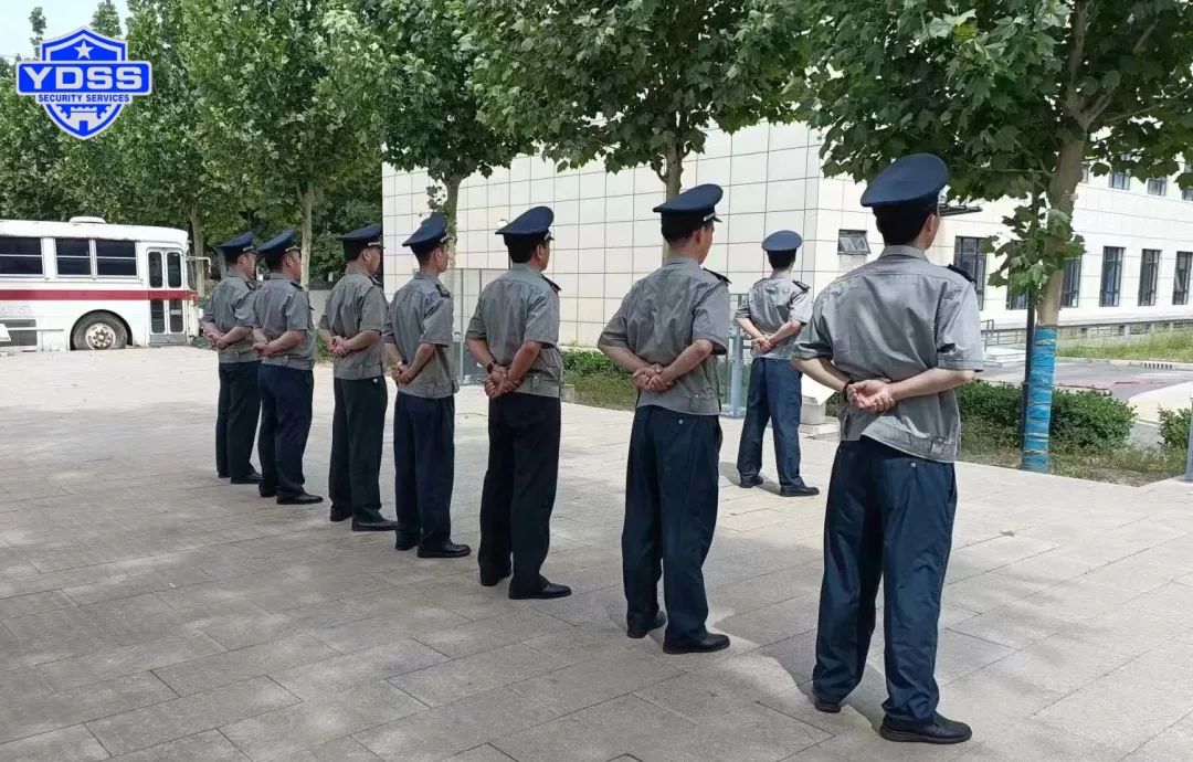 北京銀盾保安服務(wù)公司駐北京光大銀行分支保安隊組織開展保安員形體隊列培訓(xùn)